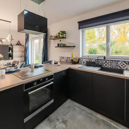 Ferienhaus In With Fenced Garden *