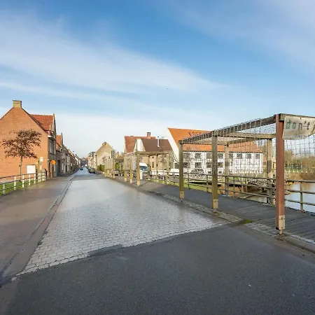 Ferienhaus In With Fenced Garden Noiseux