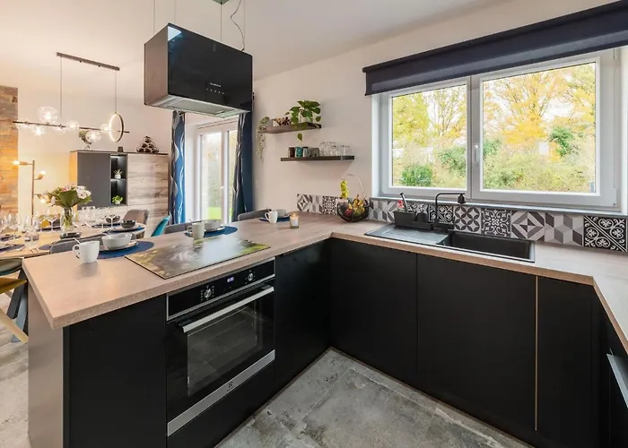 Hébergement de vacances In With Fenced Garden *