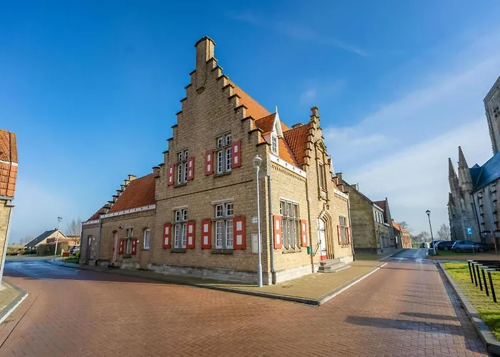 In With Fenced Garden * Noiseux