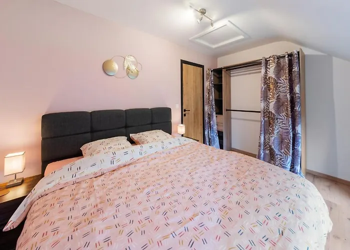 In With Fenced Garden *